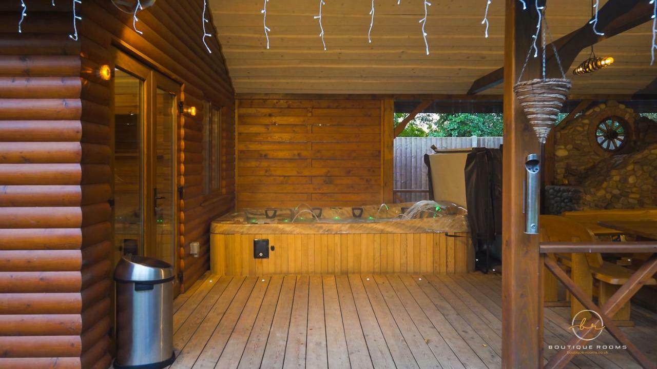 The Retreat Sauna & Hot Tub Boutique Rooms Great Paxton Exterior foto
