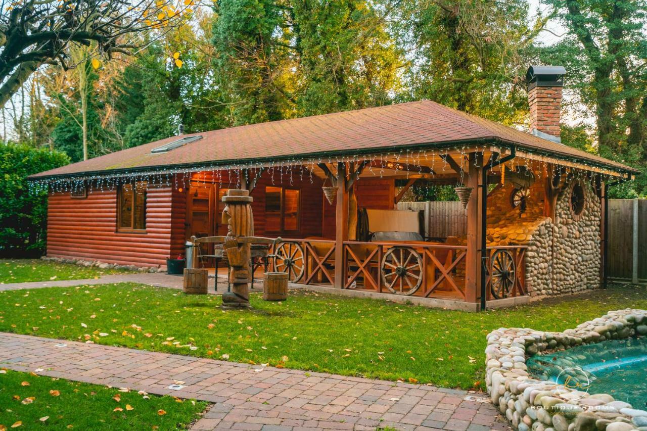 The Retreat Sauna & Hot Tub Boutique Rooms Great Paxton Exterior foto